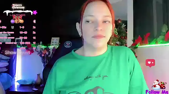 Snapshot of mariana_scott__ chatting on December 4, 12:41 am mariana scott   online show from December 4, 12:41 am