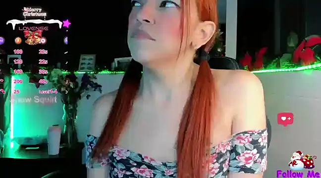 Snapshot of mariana_scott__ chatting on December 4, 3:48 am mariana scott   online show from December 4, 3:48 am