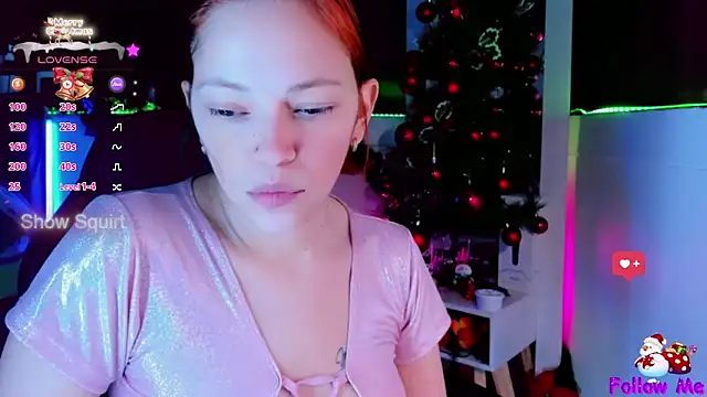 Snapshot of mariana_scott__ chatting on December 9, 11:56 pm mariana scott   online show from December 9, 11:56 pm