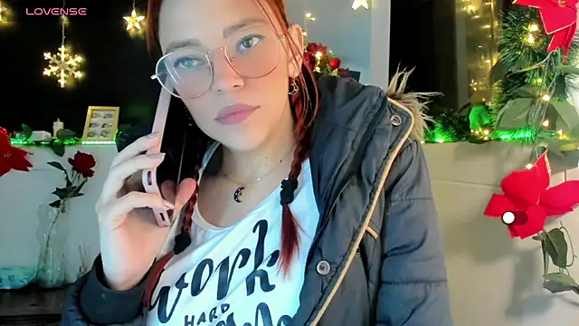 Snapshot of mariana_scott__ chatting on January 7, 1:49 am mariana scott   online show from January 7, 1:49 am