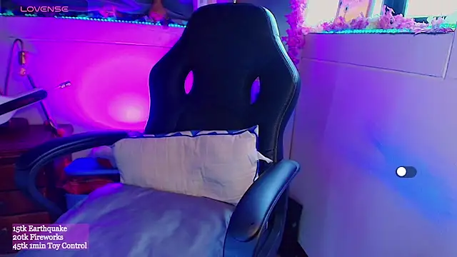 Snapshot of mariana_scott__ chatting on September 15, 9:37 pm mariana scott   online show from September 15, 9:37 pm