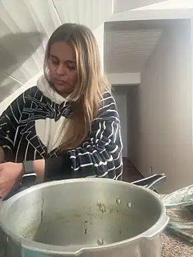 Snapshot of Alex_flair chatting on March 12, 3:01 am Alex flair online show from March 12, 3:01 am