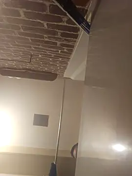 Snapshot of hungandtatted666 chatting on November 6, 9:59 pm hungandtatted666 online show from November 6, 9:59 pm