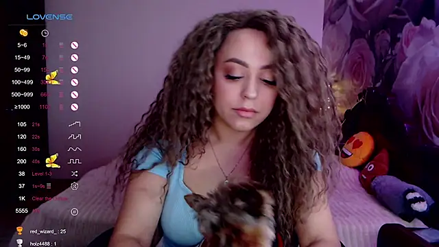  Just a queen 3 online show from December 12, 6:21 pm