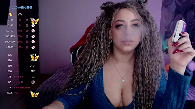  Just a queen 3 online show from February 1, 11:54 am