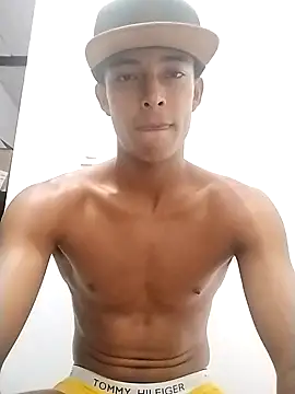 Demiansteven2 online show from January 2, 9:28 pm