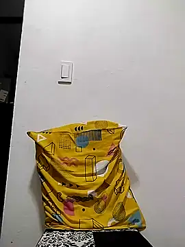 Demiansteven2 online show from January 4, 2:14 am