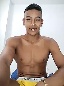 Demiansteven2 online show from February 15, 6:44 pm