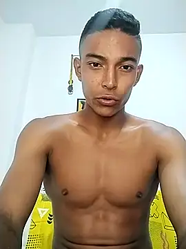 Demiansteven2 online show from February 28, 11:56 pm