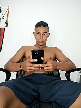 Demiansteven2 online show from September 14, 1:21 pm