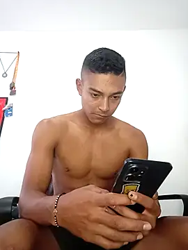 Demiansteven2 online show from October 10, 3:55 pm