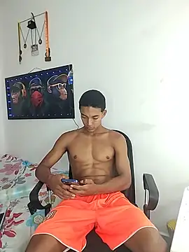 Demiansteven2 online show from May 30, 6:38 pm