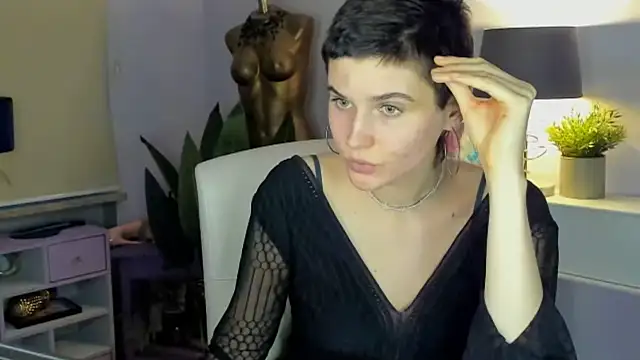 sarah perfect online show from October 28, 3:25 pm