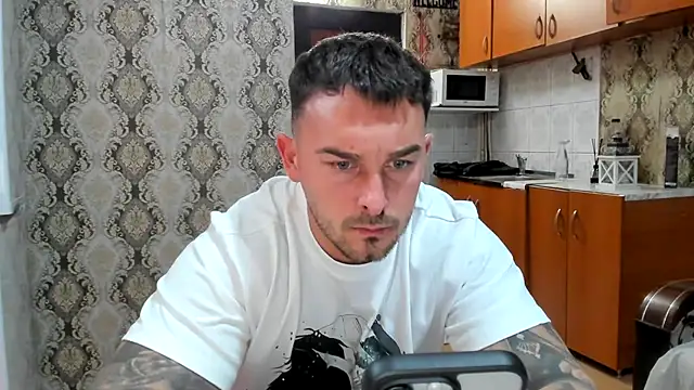 Jonmusclemaster online show from October 27, 8:57 pm