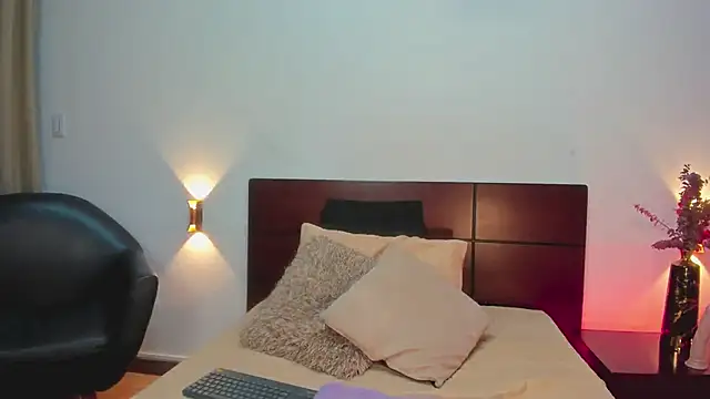 AlissaNix online show from January 11, 12:55 am