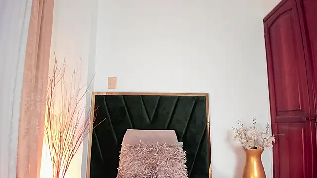 AlissaNix online show from February 27, 11:37 pm