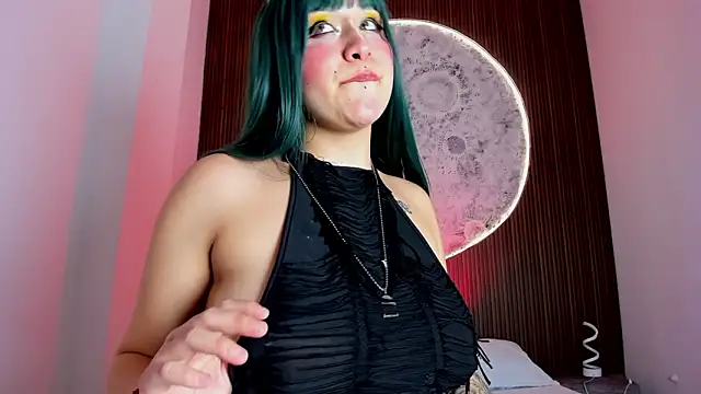 LailaCatt online show from March 5, 2:07 am