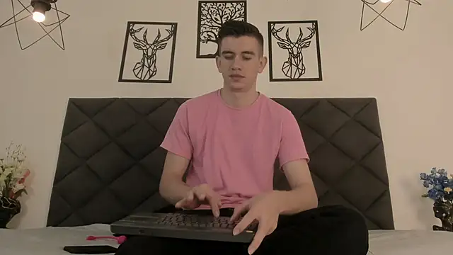 MikaelSlow online show from February 27, 4:20 am