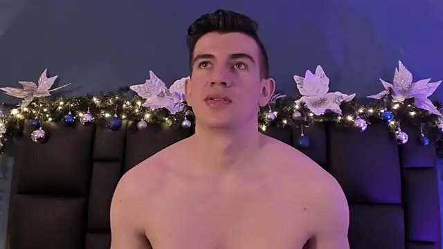 MikaelSlow online show from December 20, 3:46 am