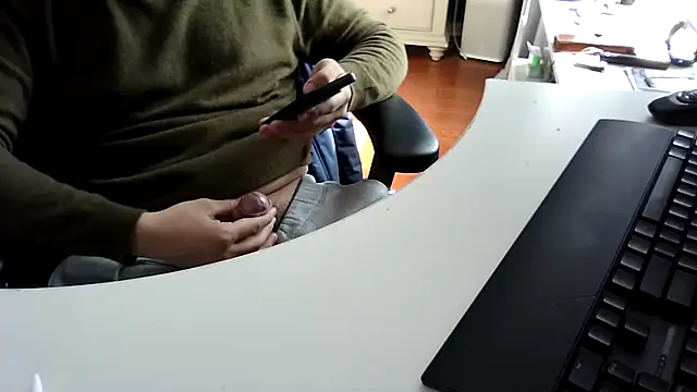 big-pig online show from March 6, 1:46 am