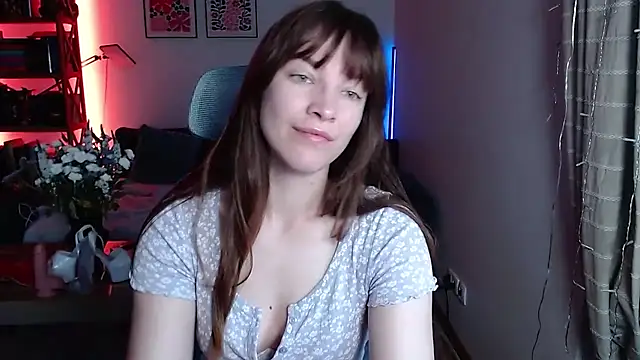 Snapshot of kenzie_x chatting on June 16, 4:26 am kenzie x online show from June 16, 4:26 am
