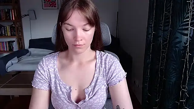 Snapshot of kenzie_x chatting on July 20, 4:16 am kenzie x online show from July 20, 4:16 am