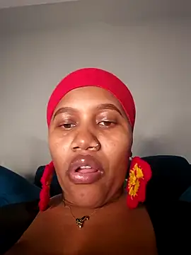 SquirtQueen222 online show from November 28, 5:15 pm