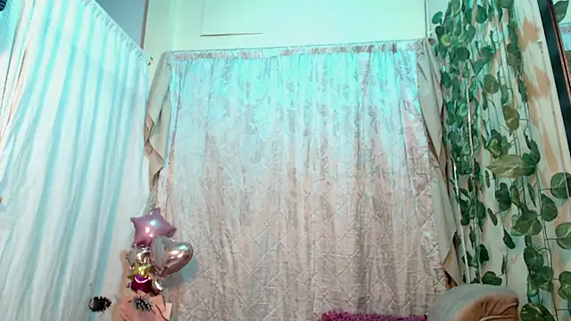 Snapshot of nicollejordan1 chatting on March 8, 10:00 am nicollejordan1 online show from March 8, 10:00 am