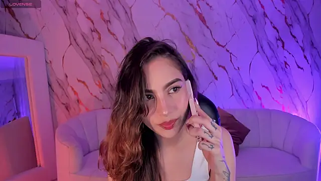 MarianneLane online show from September 30, 9:20 pm