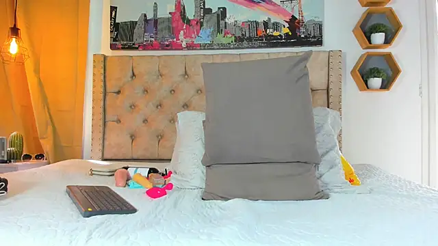 Anya Texas online show from January 29, 7:00 pm