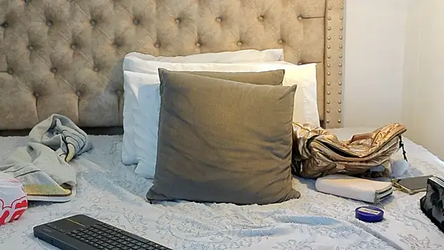 Anya Texas online show from February 5, 8:02 pm