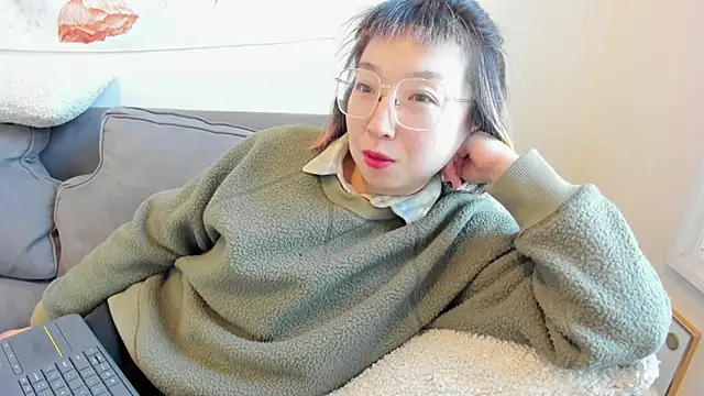 luxgray online show from March 10, 8:01 pm