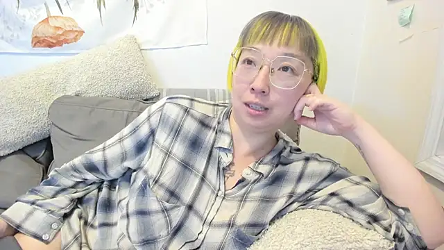 luxgray online show from February 23, 11:24 pm