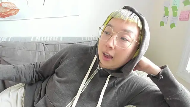 luxgray online show from March 21, 8:56 pm