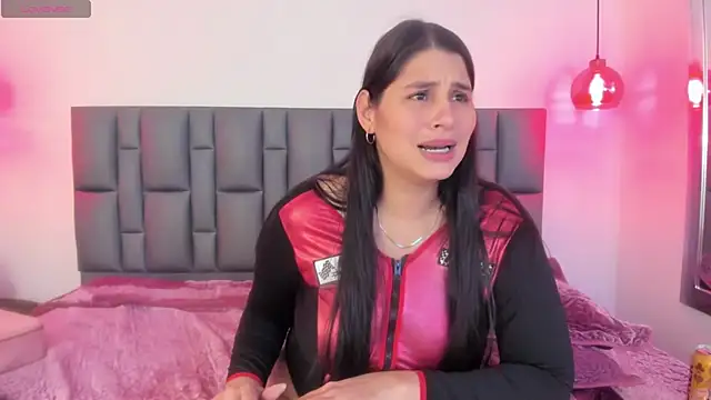 brithanyadams23 online show from February 16, 9:26 am