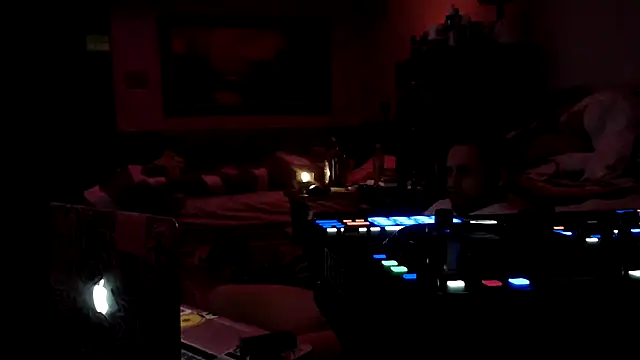 tongueispowerr6d9 online show from February 9, 7:38 am