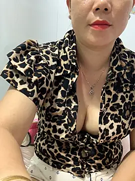 Baby-bigtits online show from March 8, 7:05 am