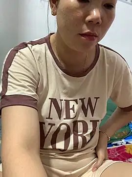 Baby-bigtits online show from September 22, 2:08 pm