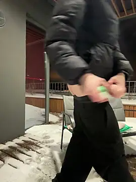 Snapshot of AmondCor chatting on January 3, 3:55 pm AmondCor online show from January 3, 3:55 pm