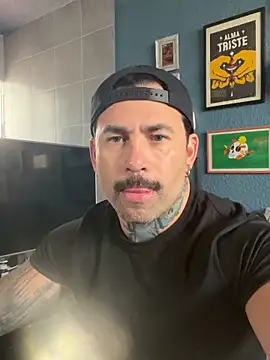 DEAS  online show from April 20, 5:48 pm