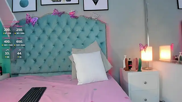 emmy lander online show from December 21, 8:00 pm