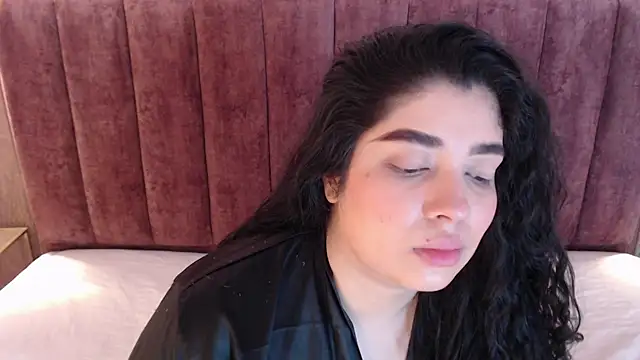 Snapshot of AgathaLynx chatting on February 11, 12:16 pm AgathaLynx online show from February 11, 12:16 pm