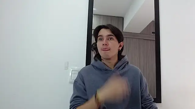 alex connorr online show from February 26, 3:19 pm