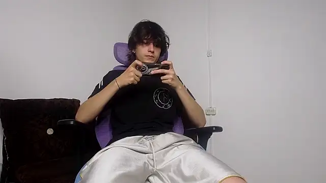 alex connorr online show from March 23, 2:04 am