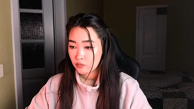 Snapshot of Erica_Wayne chatting on January 12, 1:27 pm Erica Wayne online show from January 12, 1:27 pm