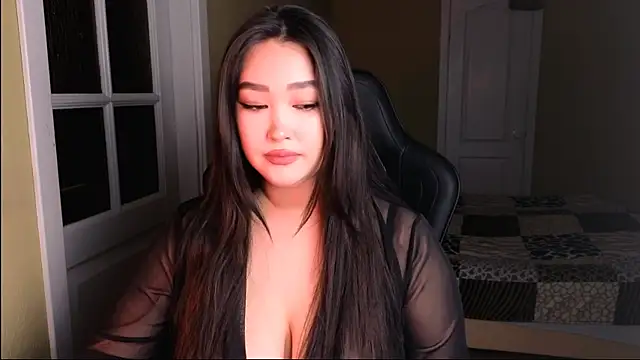 Snapshot of Erica_Wayne chatting on March 12, 12:36 pm Erica Wayne online show from March 12, 12:36 pm