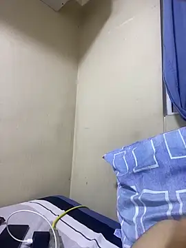 luisfer 98 online show from April 23, 5:41 am