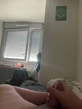 Snapshot of aquarium2345 chatting on September 25, 12:20 pm aquarium2345 online show from September 25, 12:20 pm