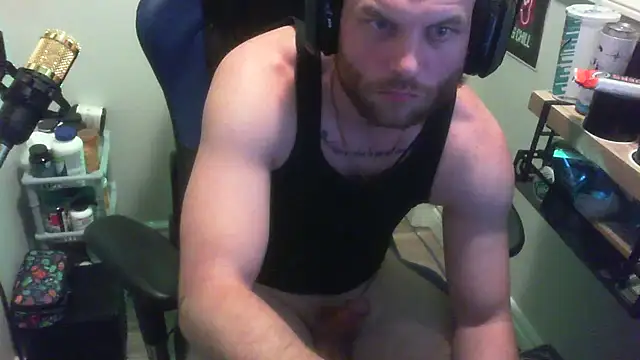 Snapshot of GeneralXMillyX chatting on October 9, 7:28 am GeneralXMillyX online show from October 9, 7:28 am