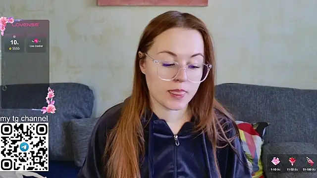 Lila Pitt online show from March 2, 1:05 pm